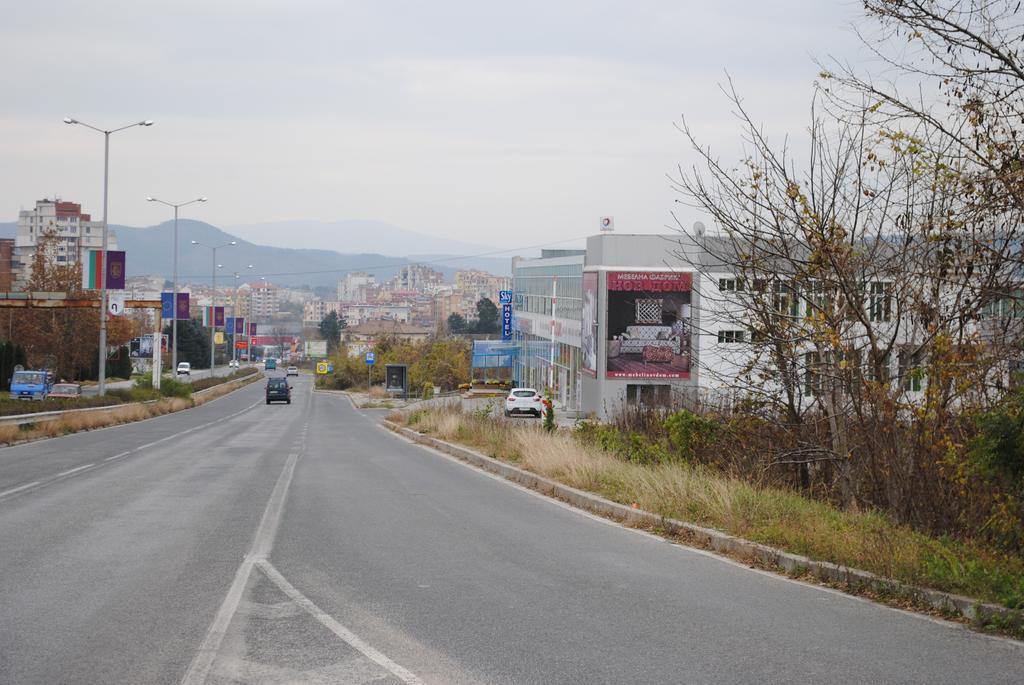 Sky Hotel Veliko Tarnovo Kültér fotó