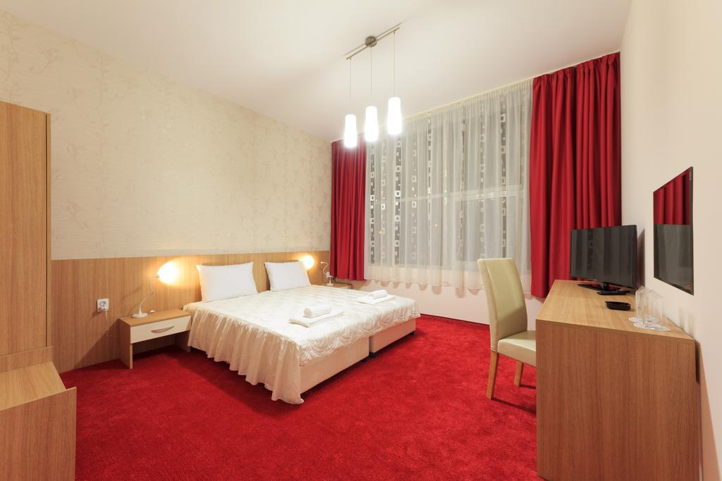 Sky Hotel Veliko Tarnovo Szoba fotó